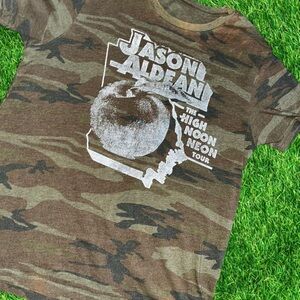 Vintage 2018 Camouflage Jason Aldean High Noon Neon Tour tee